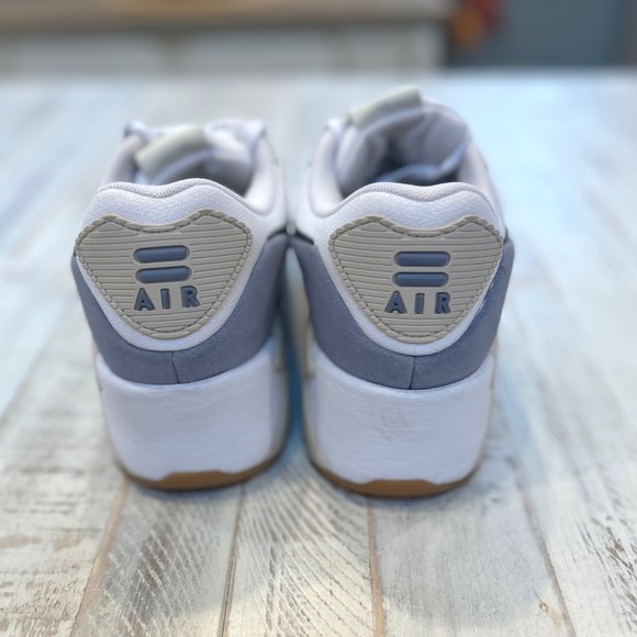 Nike Air Max 90 Women Casual Sneakers White Grey Gum Sole CZ1619 101 - Picture 4 of 6